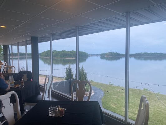 River Heights Restaurant